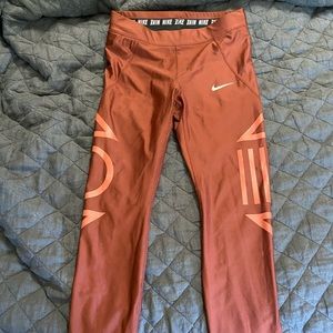 Nike leggings